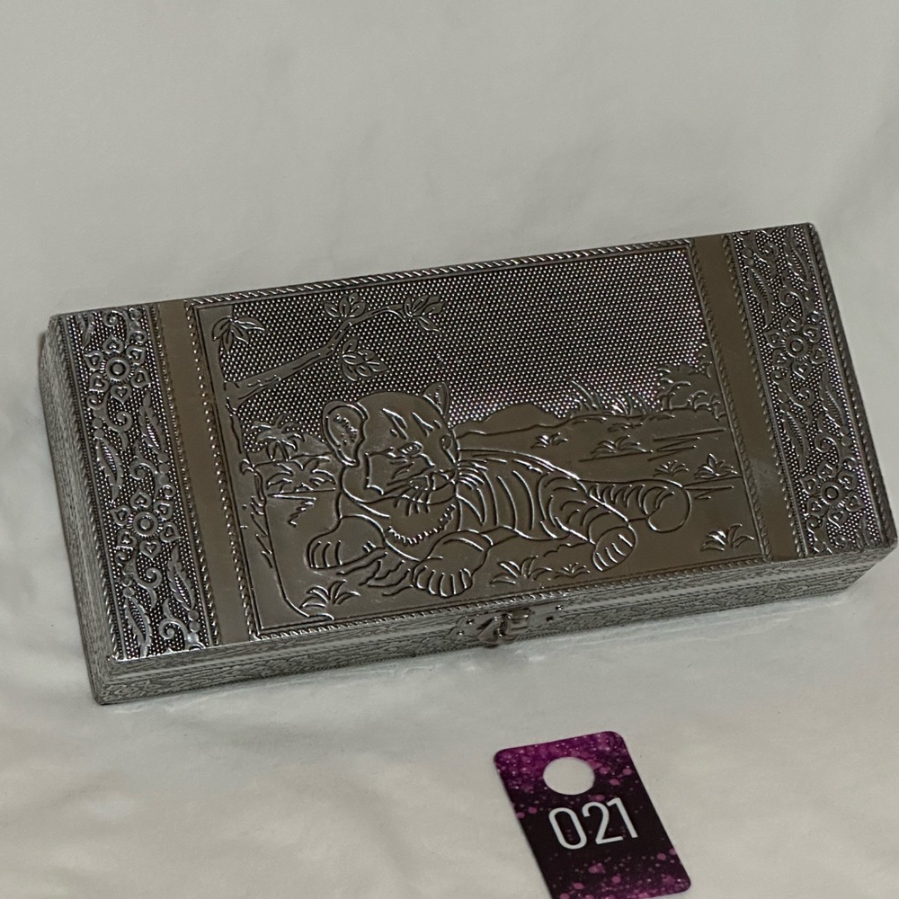 Intricate Silver Jewelry Organizer Box
